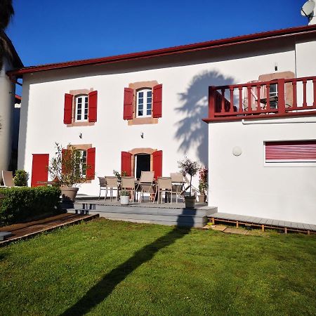Bed and Breakfast Chalbonia Louhossoa Екстер'єр фото