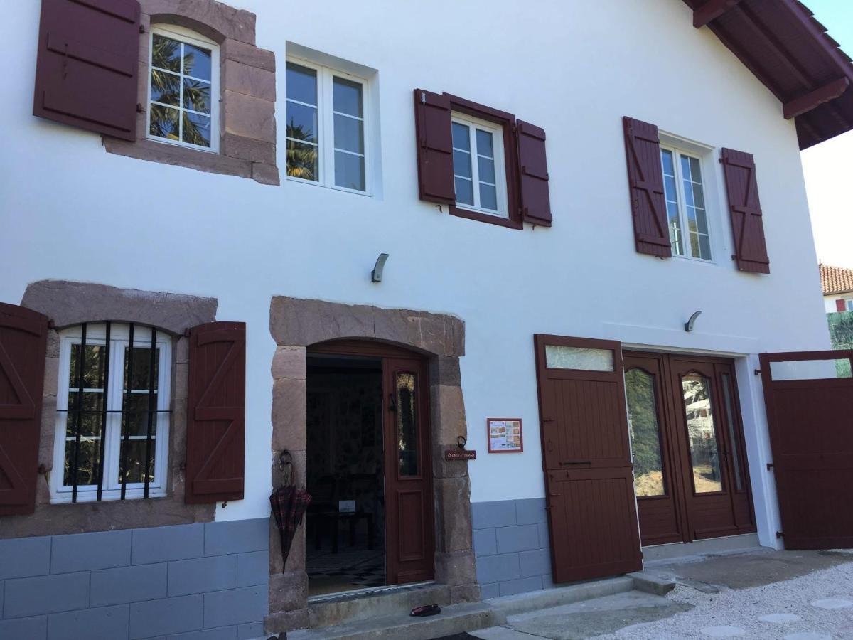 Bed and Breakfast Chalbonia Louhossoa Екстер'єр фото