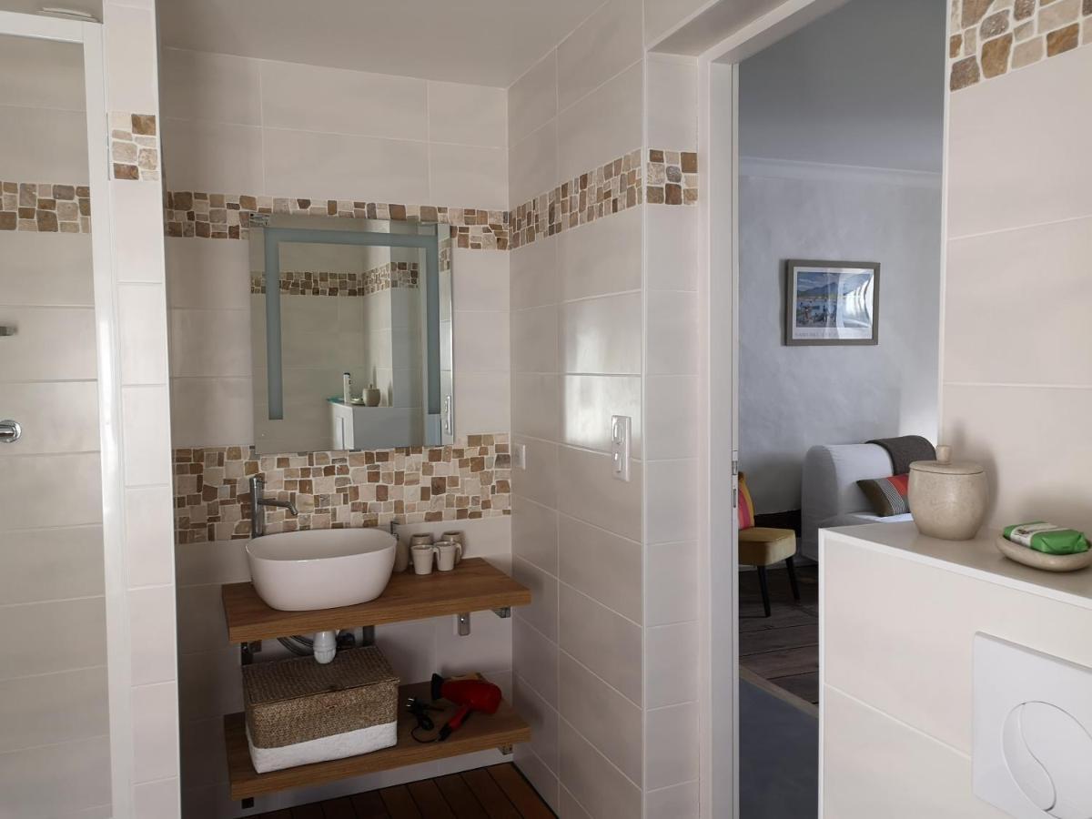 Bed and Breakfast Chalbonia Louhossoa Екстер'єр фото