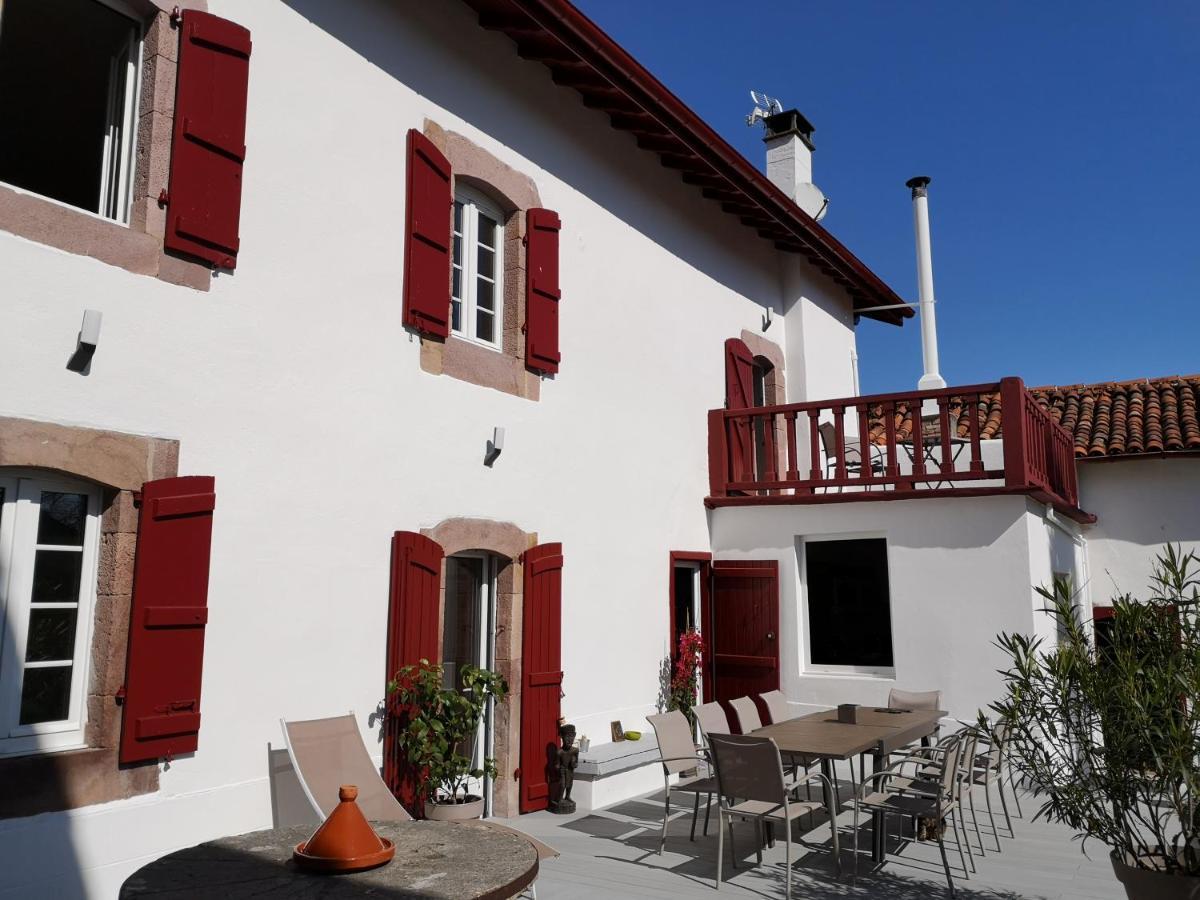 Bed and Breakfast Chalbonia Louhossoa Екстер'єр фото